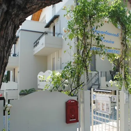 Monica Apartmán Sirmione