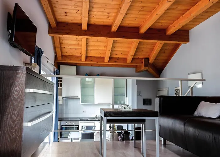 Apartman Monica *